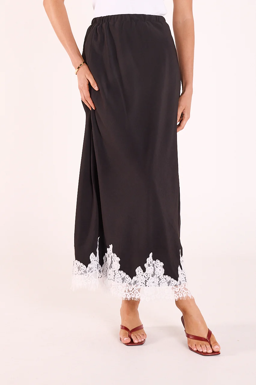 Ali Skirt - Black Cream Lace - Image 2