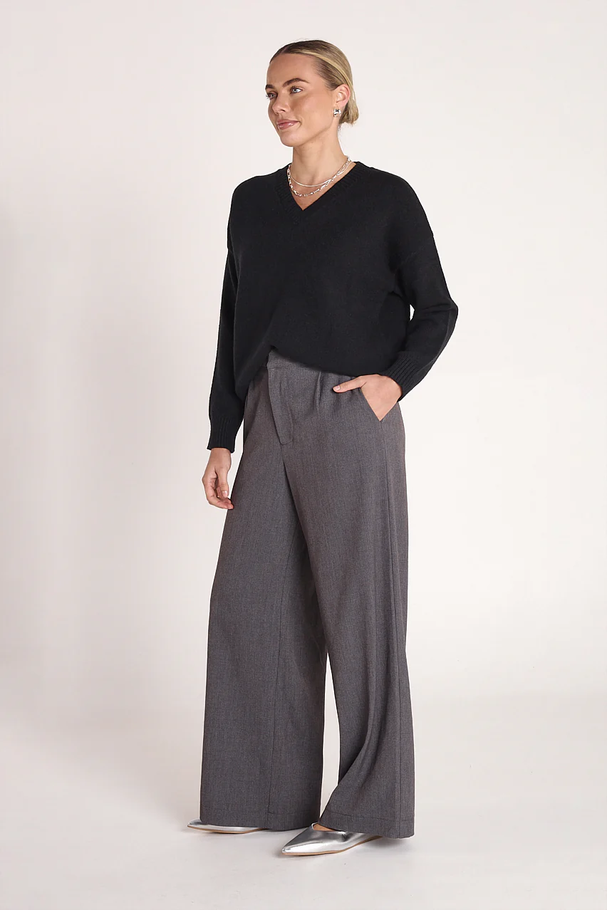 Callie Knit - Black - Image 3