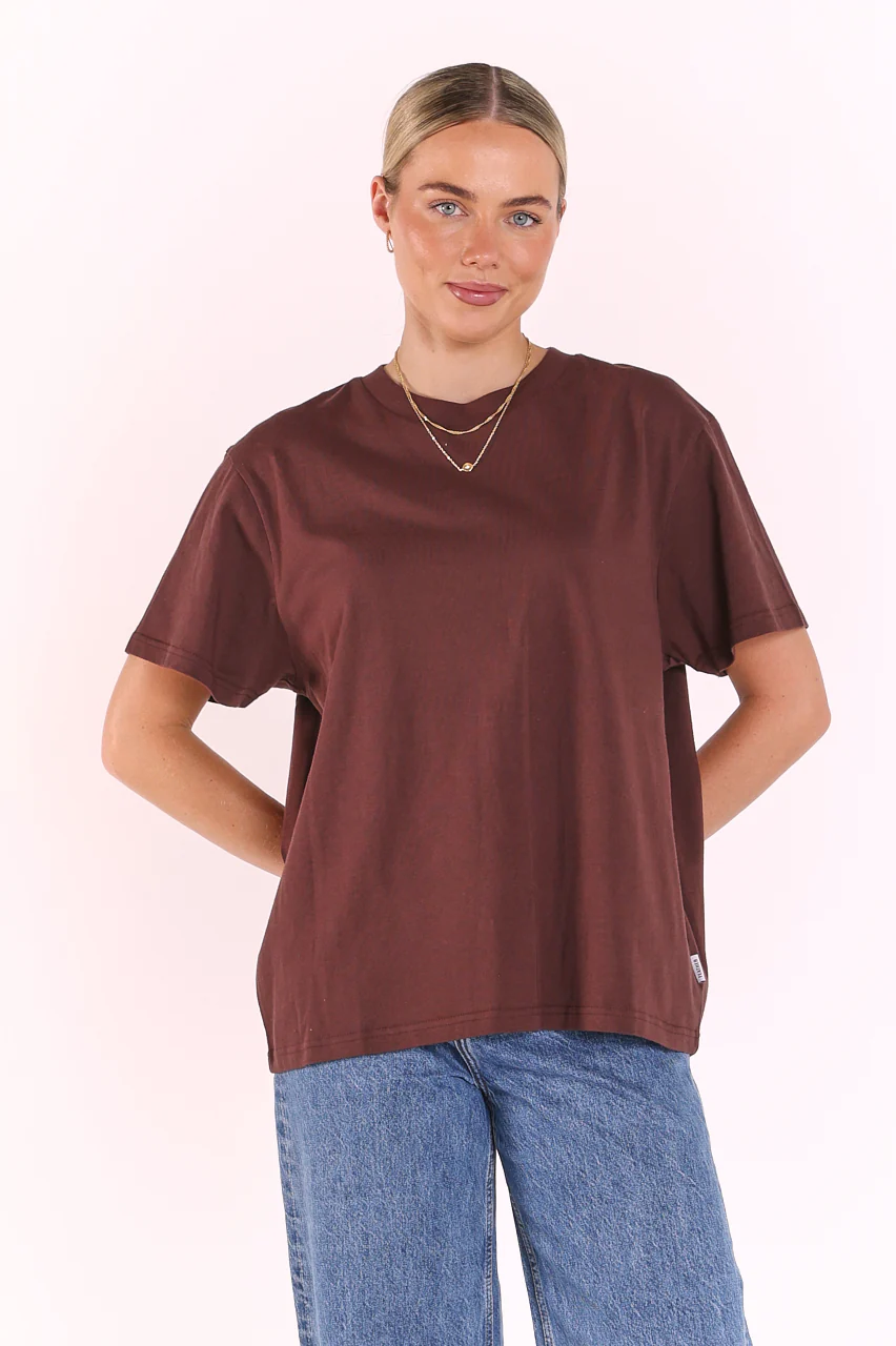 Carter Tee - Chocolate - Image 4