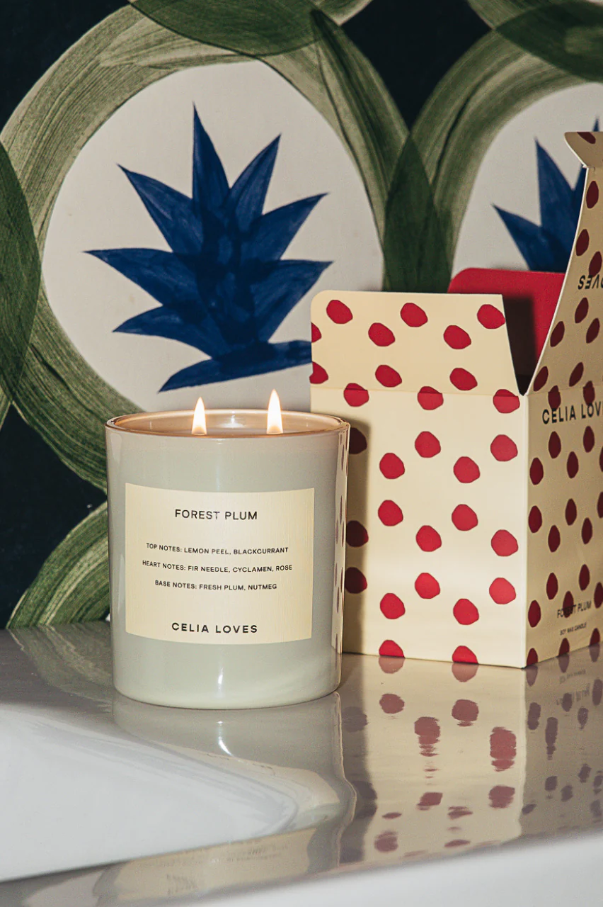 Celia Loves Candle - Forrest Plum - Image 3