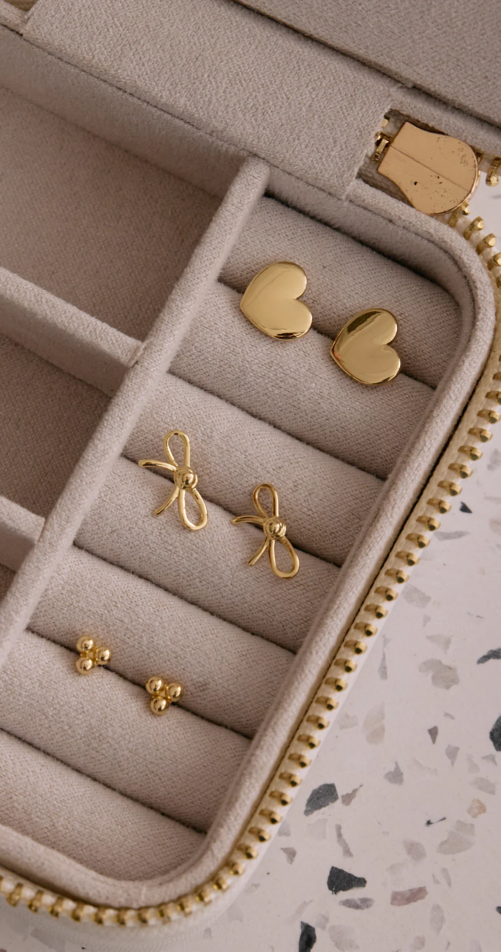 Clara Bow & Heart Earrings 3 Pack - Gold - Image 3