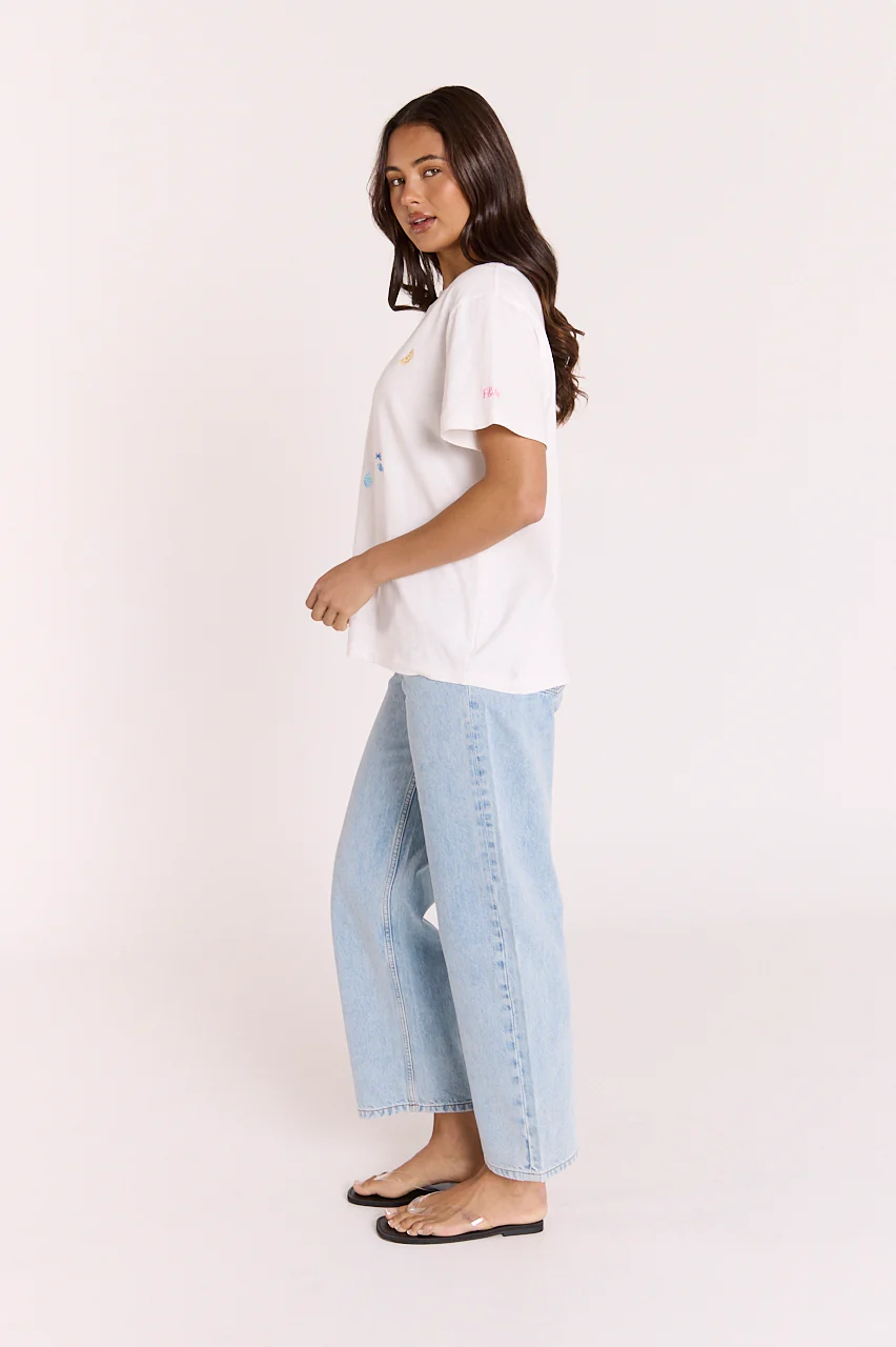 Coastal Embroidered Tee - White - Image 5