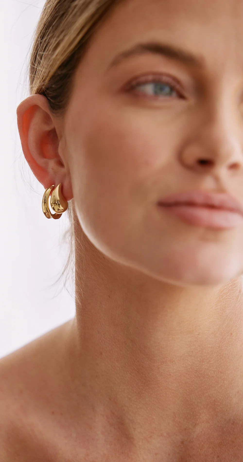 Ebony Hoop Earrings - Gold - Image 2