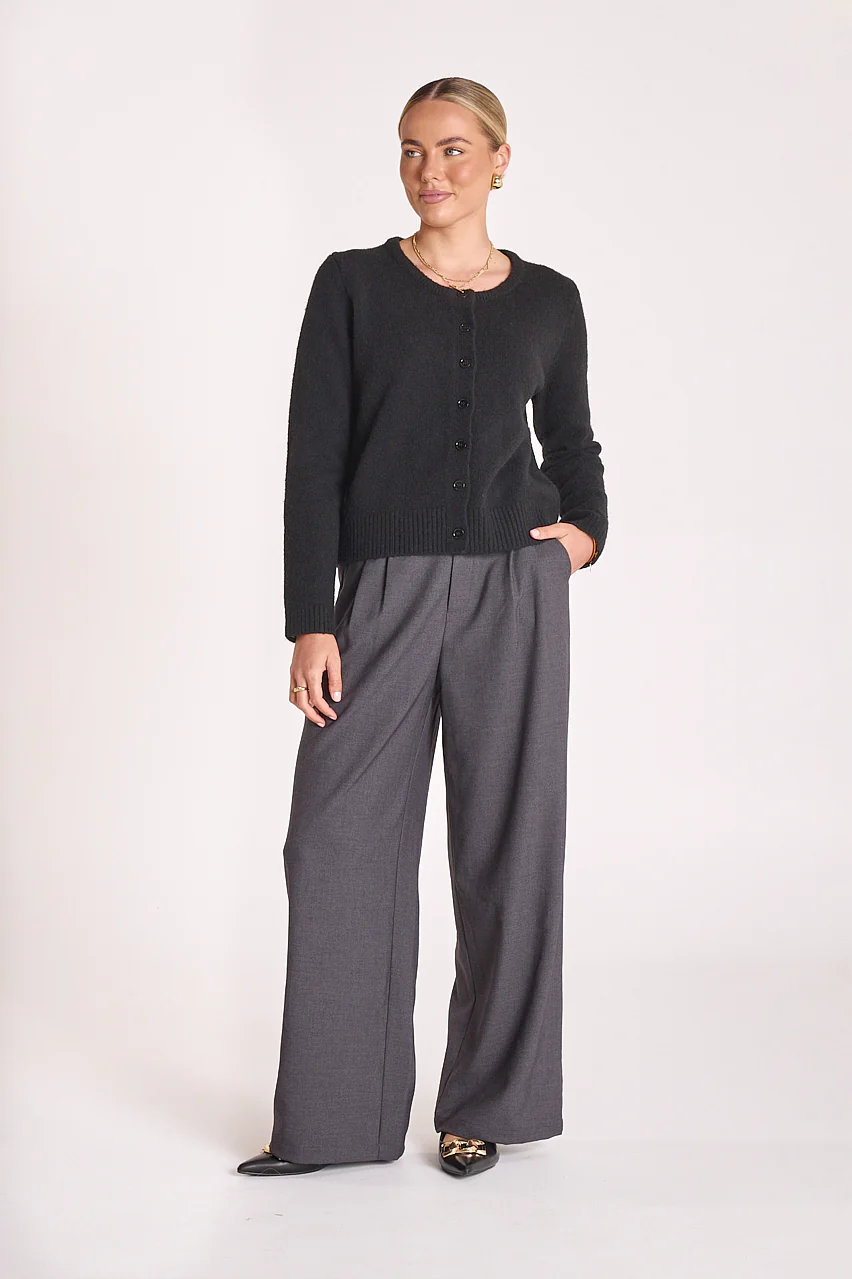 Estelle Cardi - Black - Image 3