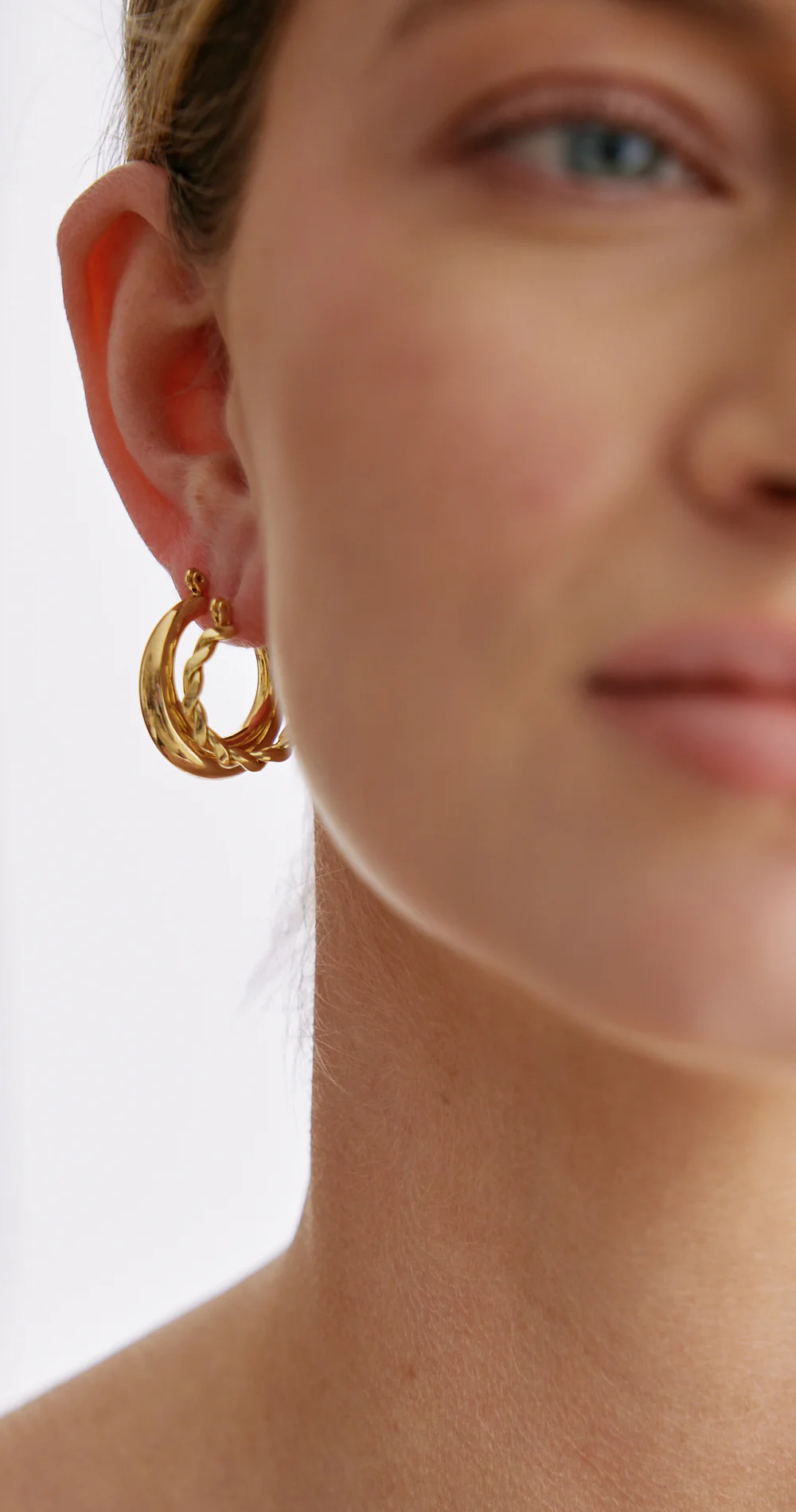 Esther Hoop Earrings 2 Pack - Gold - Image 4