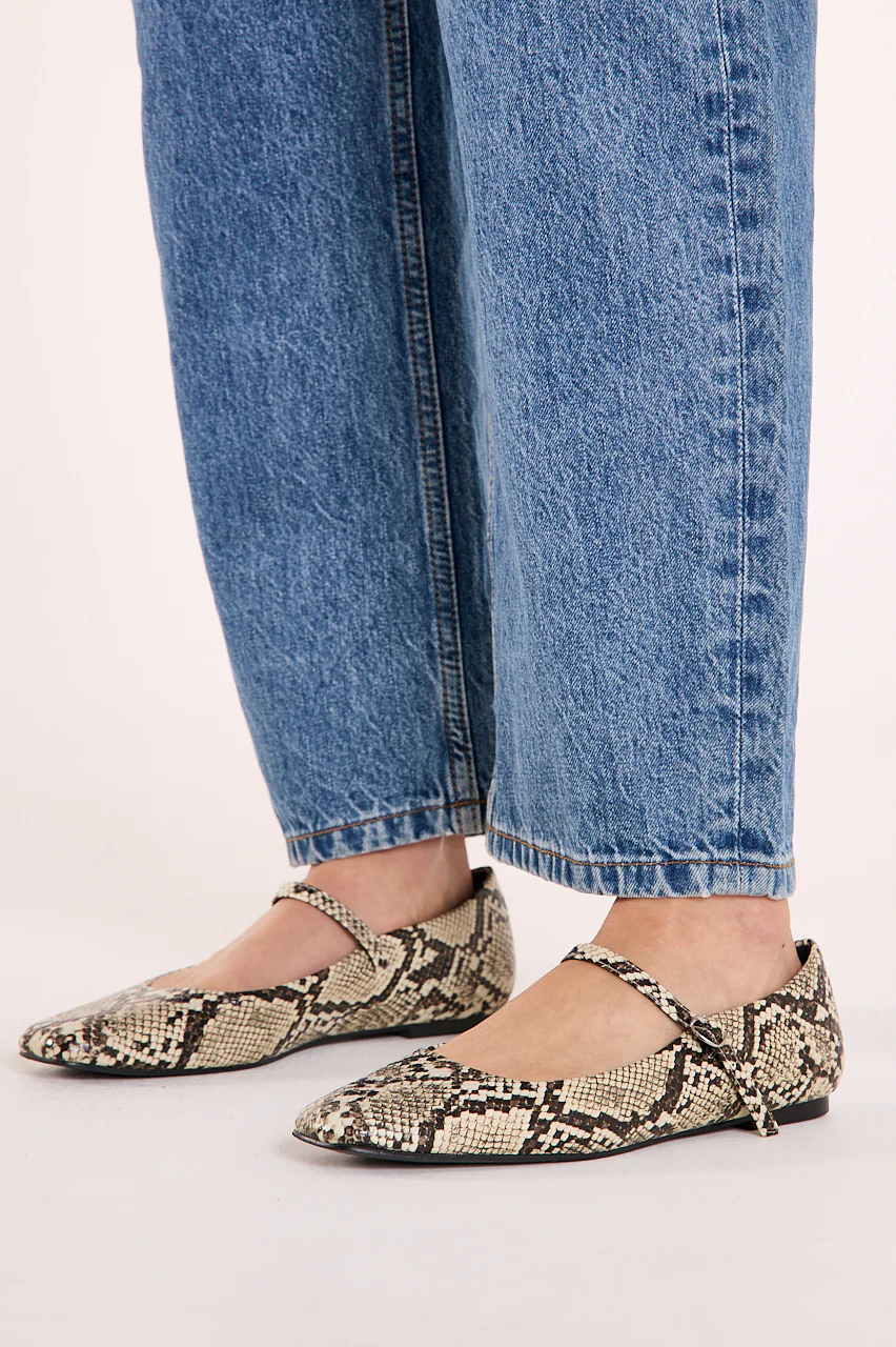 Fion Flat - Cream Snake - Image 4