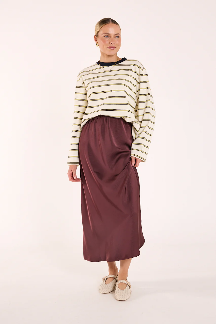 Lennon Skirt - Merlot - Image 3