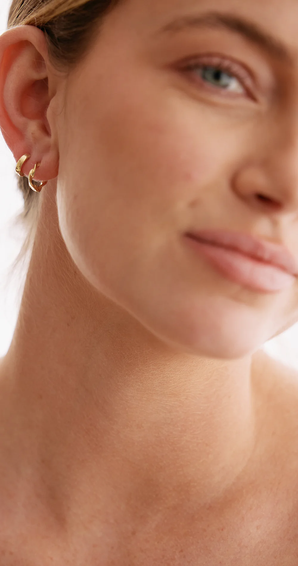 Liv Hoop Earrings 3 Pack - Gold - Image 2