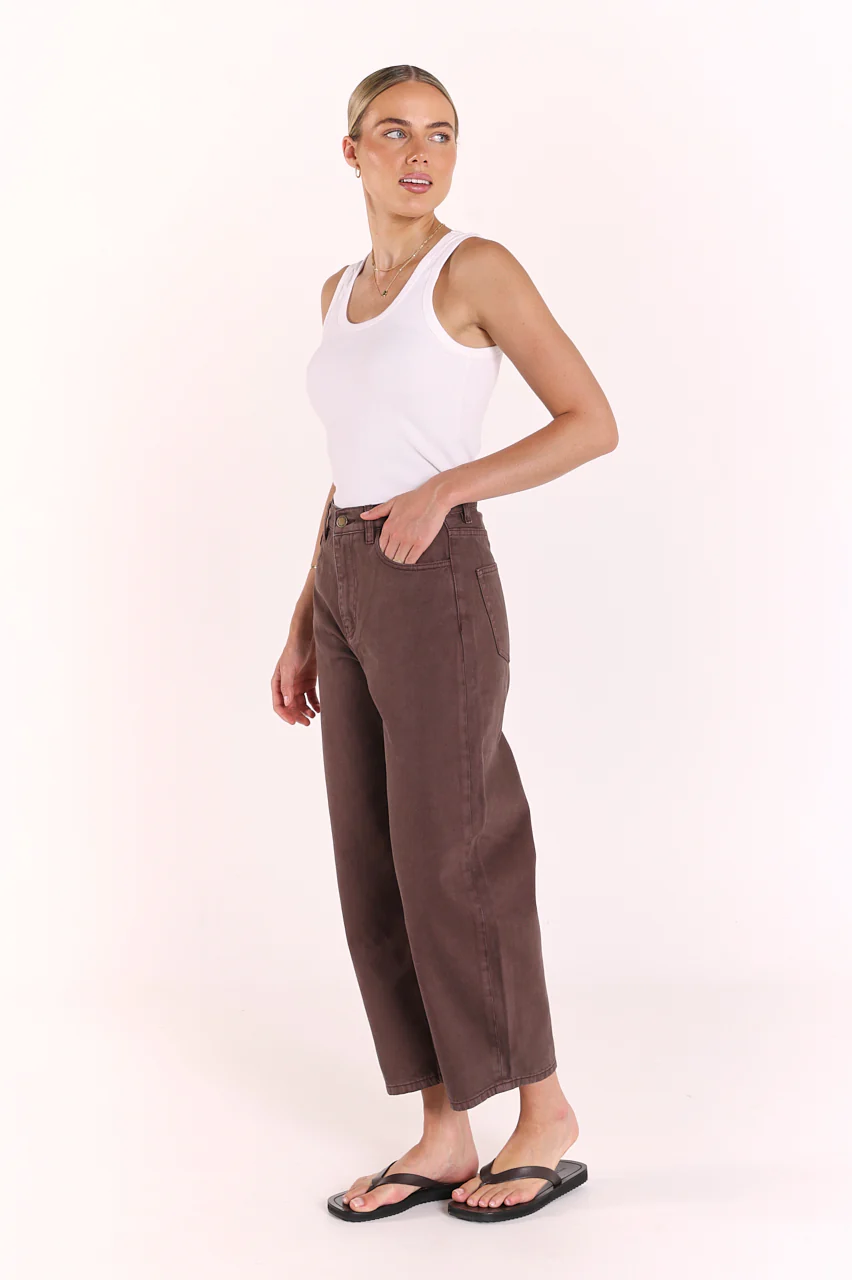 PRE-ORDER Lola Cropped Barrel Jean - Chocolate - Image 5