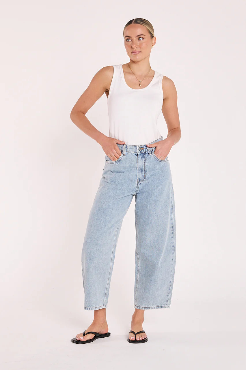 Lola Cropped Barrel Jean - Summer Blue - Image 2