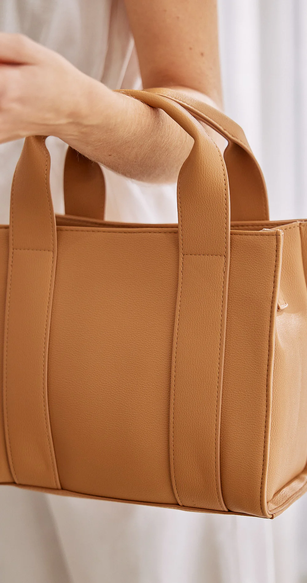 Lyla Mini Tote Bag - Light Tan - Image 7