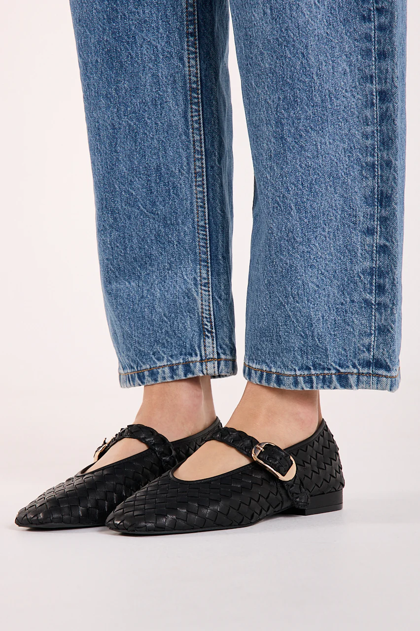 Mt Bulla Flat - Black Weave