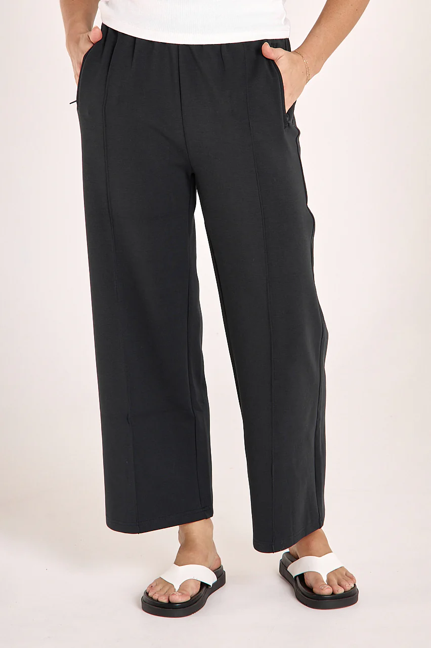 Noah Cropped Pant - Black - Image 3