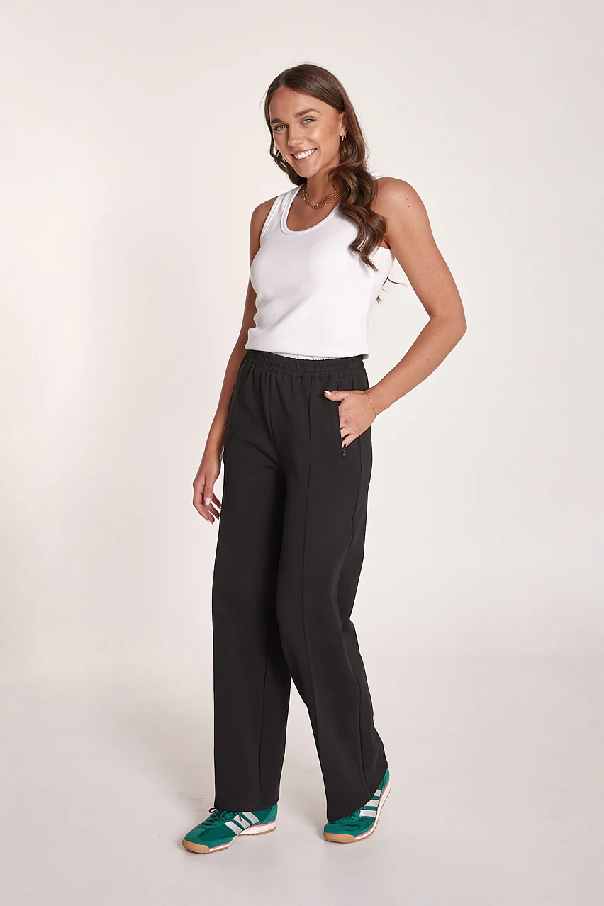 PRE-ORDER Noah Wide Pant - Black - Image 4