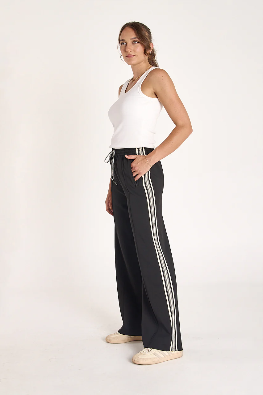 PRE-ORDER Noah Wide Pant - Luxe Black - Image 4