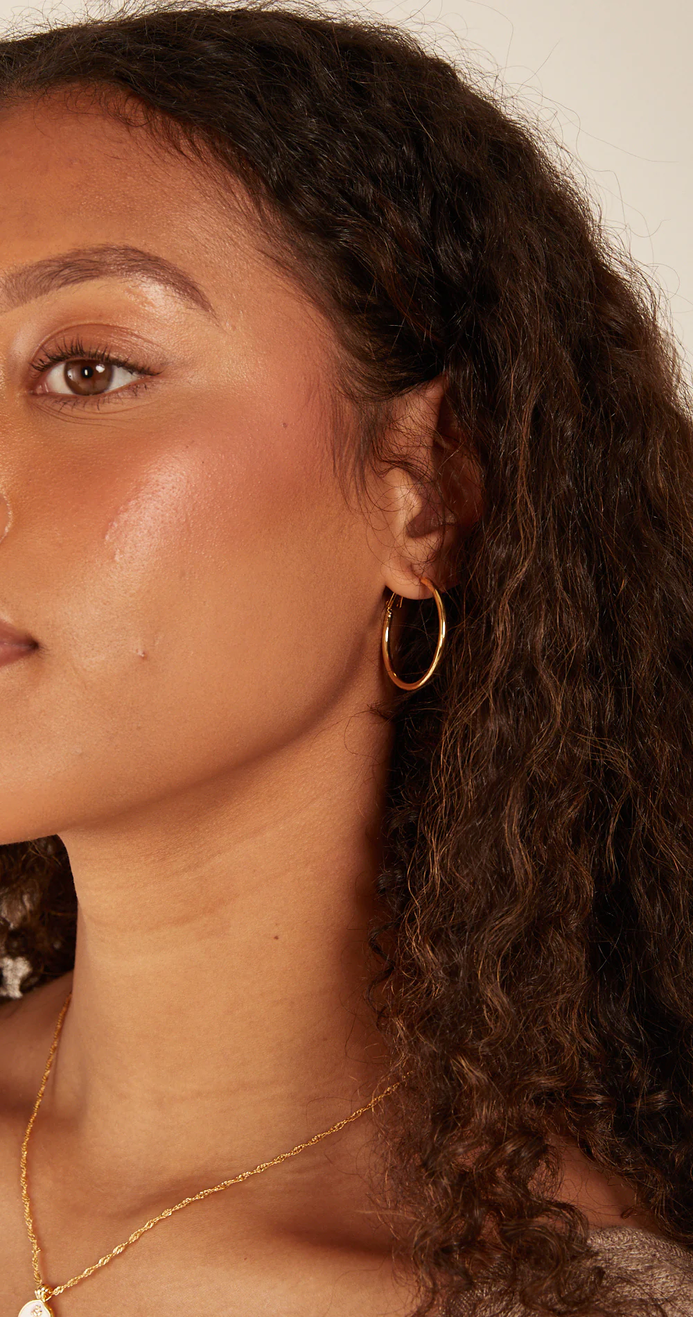Serena Hoop Earrings - Gold - Image 2
