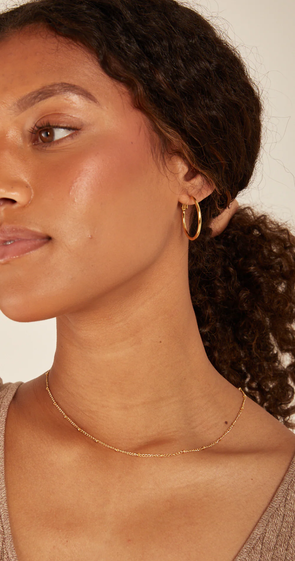 Serena Hoop Earrings - Gold - Image 3
