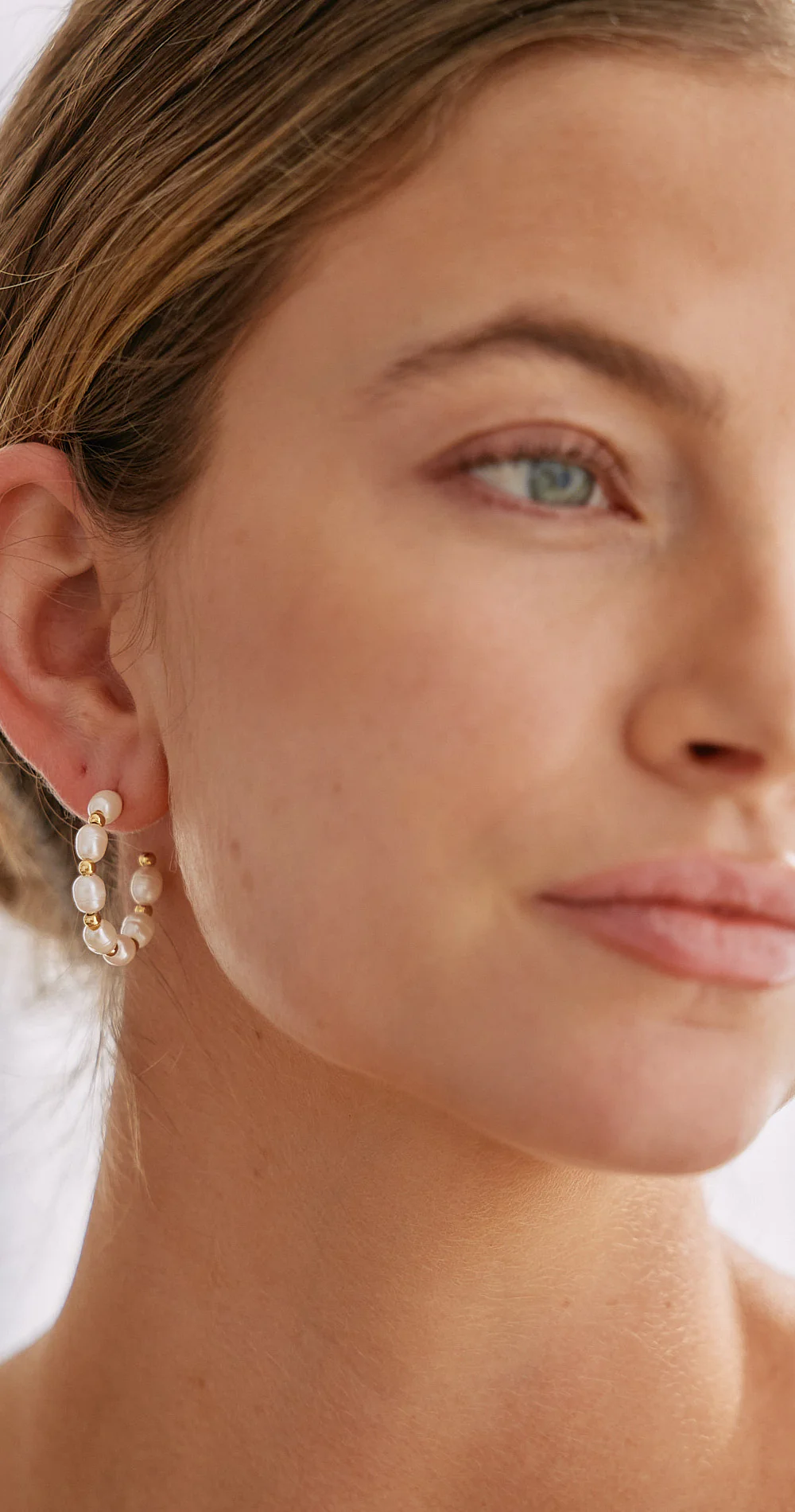 Tilly Hoop Earrings - Pearl & Gold