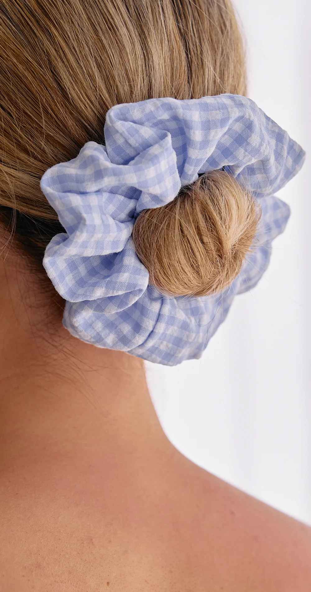 Viola Linen Scrunchie 2 Pack - Green & Blue Check - Image 2